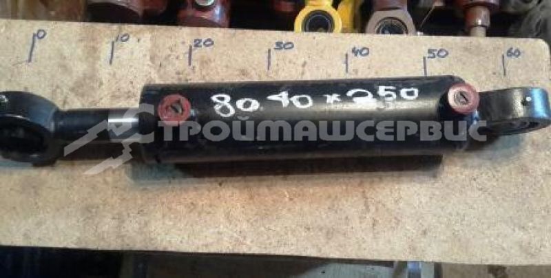 Гидроцилиндр рулевого управления ЦГ-80.40х250.11 Гидроцилиндр рулевого управления ЦГ-80.40х250.11